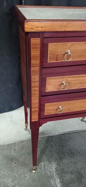 Table chiffonière in rosewood and amaranth...