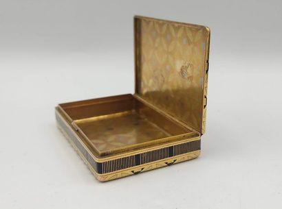 VAN CLEEF AND ARPELS.
Gold box 750°° with...
