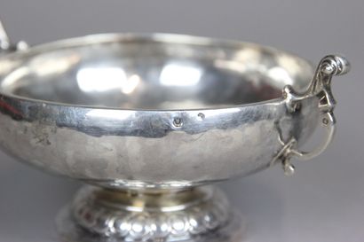 Coupe de mariage en argent de style XVIIIème...