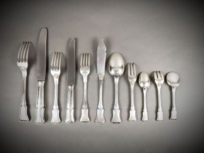 Importante ménagère en argent de 148 pièces...