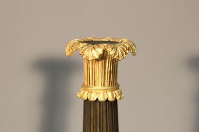 Importante paire de candélabres en bronze...