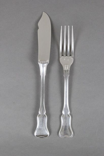 Importante ménagère en argent de 148 pièces...
