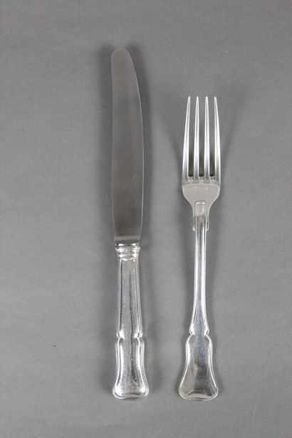 Importante ménagère en argent de 148 pièces...