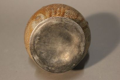 FRECHEN.
Pichet en grès émaillé. 
Décor d'une...