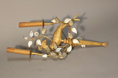House BAGUES, in the manner of.
Pair of sconces...