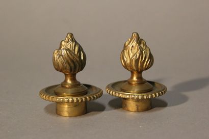Garniture de cheminée en bronze doré, ciselé...