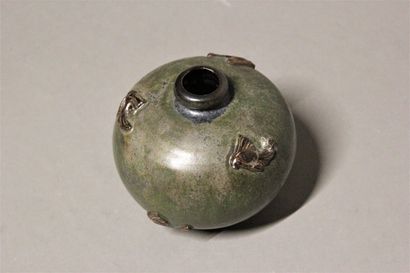 Roger GUERIN (1896-1954).
Vase ball out of...