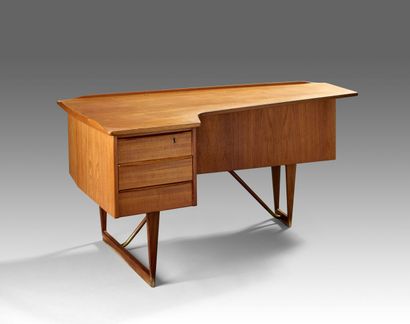 Peter Lovig NIELSEN (1915-1989).
Desk called...