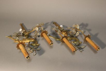 House BAGUES, in the manner of.
Pair of sconces...