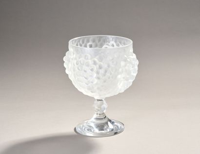 LALIQUE France.
Cup on foot or punch bowl.
Model...