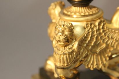 Importante paire de candélabres en bronze...