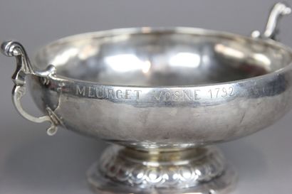 Coupe de mariage en argent de style XVIIIème...