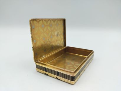 VAN CLEEF AND ARPELS.
Gold box 750°° with...