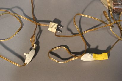 Paire de lampes à poser de forme polylobée...