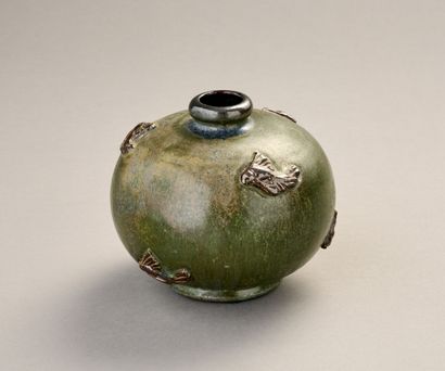 Roger GUERIN (1896-1954).
Vase ball out of...