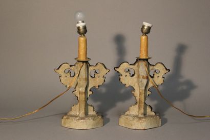 Paire de lampes à poser de forme polylobée...