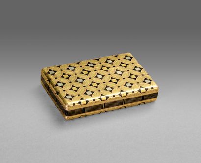 VAN CLEEF AND ARPELS.
Gold box 750°° with...