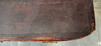 Chest of drawers with a slightly arched front...