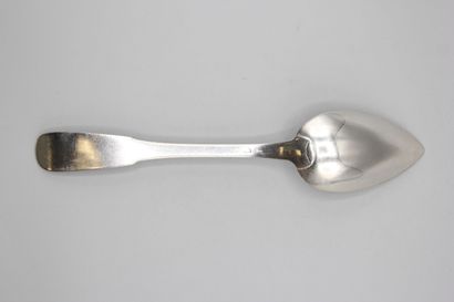 CHRISTOFLE 
Cuillère à ragoût de modèle uni-plat...