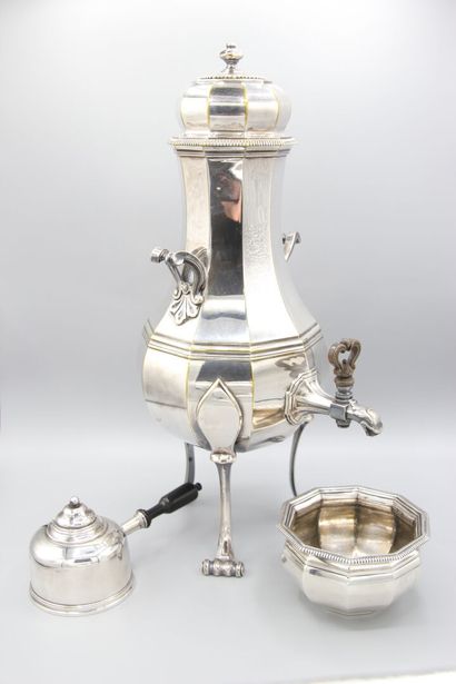 AUCOC
Important samovar en argent et métal...