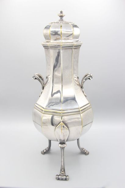 AUCOC
Important samovar en argent et métal...