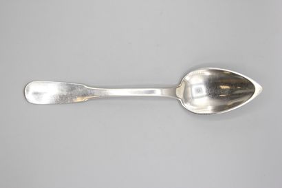 CHRISTOFLE 
Cuillère à ragoût de modèle uni-plat...
