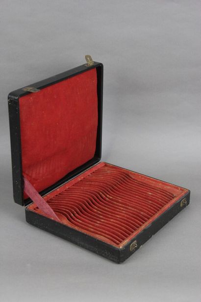 Coffret de ménagère d'époque XIXeme avec...