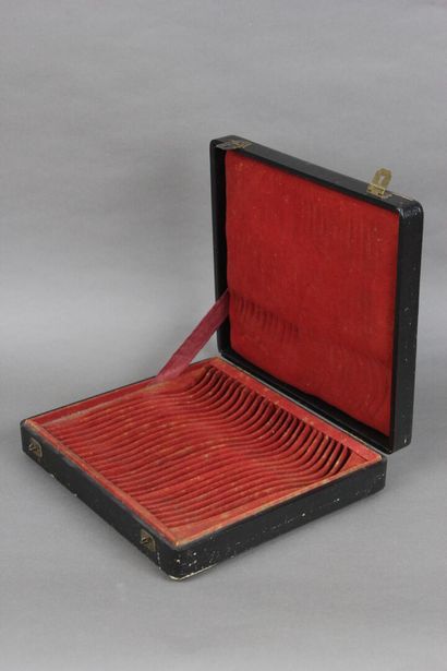 Coffret de ménagère d'époque XIXeme avec...