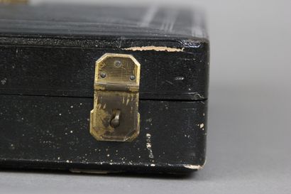 Coffret de ménagère d'époque XIXeme avec...