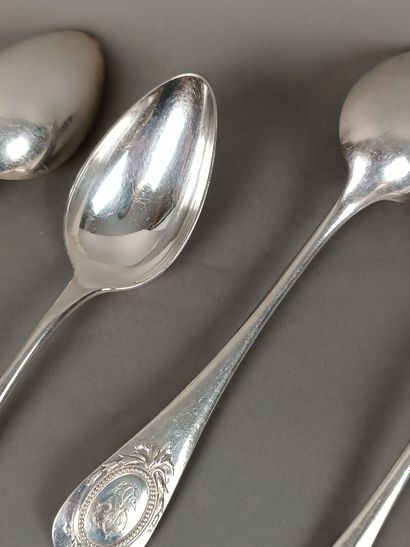 CHRISTOFLE.
Partie de ménagère, modèle uniplat.
Spatule...