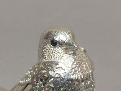 CHRISTOFLE, France.
Deux oiseaux et un canard...