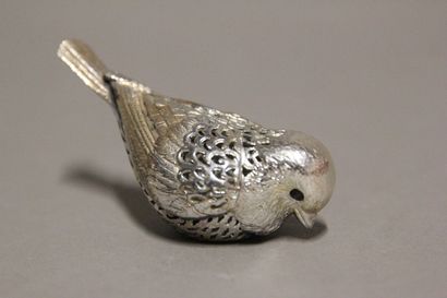 CHRISTOFLE, France.
Deux oiseaux et un canard...