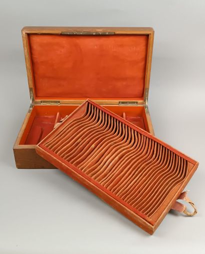 Coffret en bois pour ménagère à entremets...