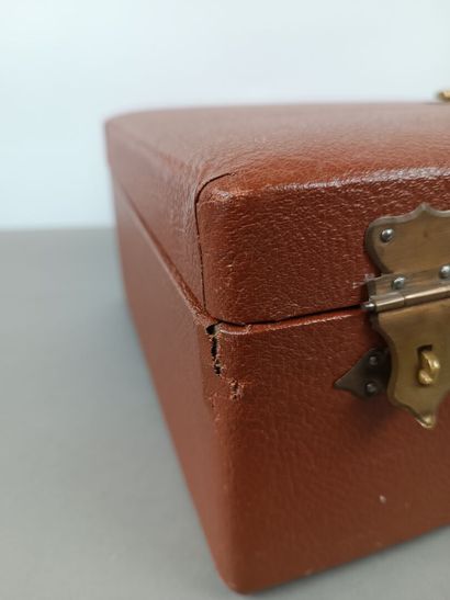 Coffret de ménagère de CHRISTOFLE d'époque...