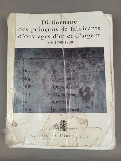 Dictionnaire des poinçons de fabricants d'ouvrages...