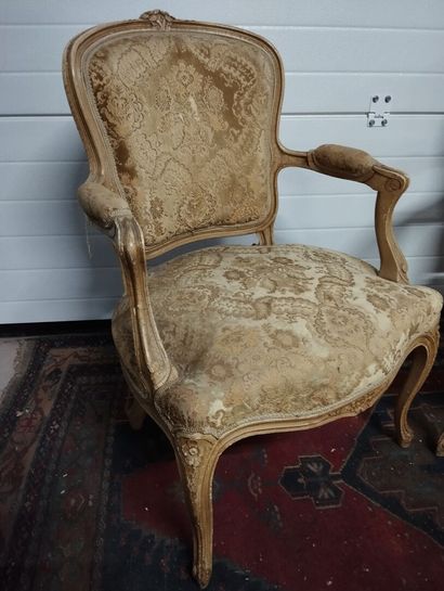 Paire de fauteuils cabriolet
Bois rechampi...