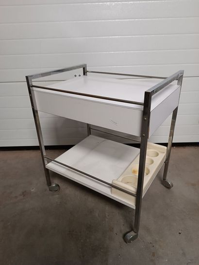 Desserte en formica et métal chromé à deux...