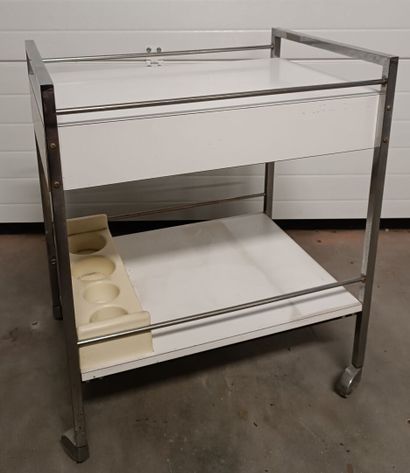 Desserte en formica et métal chromé à deux...