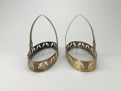 WMF
Pair of baskets forming a planter in...