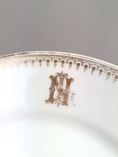 Serving set in white porcelain with gold...