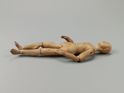 Small fully articulated wooden painter's...