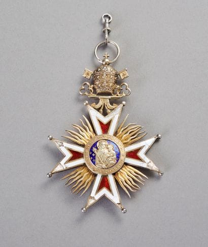 Cross of the Chapter of Viviers Cathedral.
Vermeil...