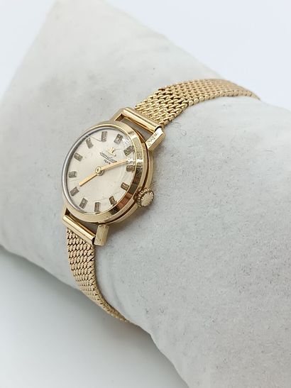 JAEGER LE COULTRE Club, Swiss made.
Montre...