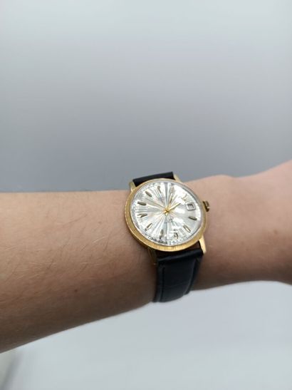 FAYT 25 automatique.
Montre bracelet d'homme...
