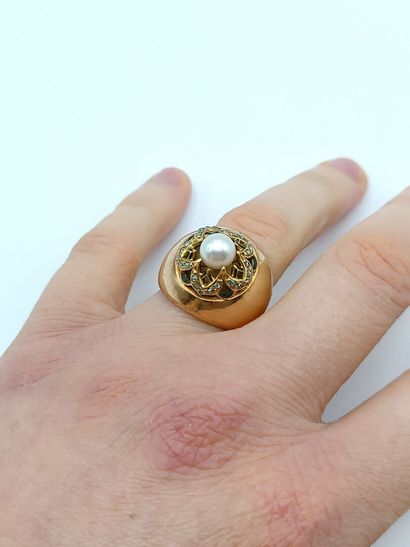 Bague jonc anglais en or jaune 750°°.
Le...