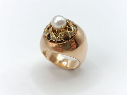 Bague jonc anglais en or jaune 750°°.
Le...
