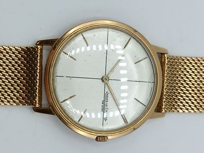 JAEGER LE COULTRE, Suisse. 
Montre bracelet...