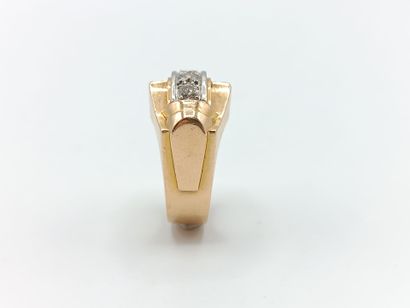 Bague tank en or jaune 750°° et platine 850°°
Le...