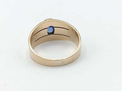 Bague bandeau en or jaune 585°°ornée d'un...