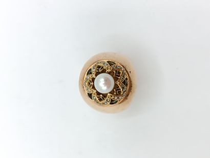 Bague jonc anglais en or jaune 750°°.
Le...